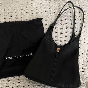 Like New Rebecca Minkoff Black Pebbled Leather Shoulder Bag w/Duster